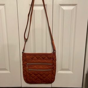 BNWT Vera Bradley Triple Zip Hipster 🧡 🍁